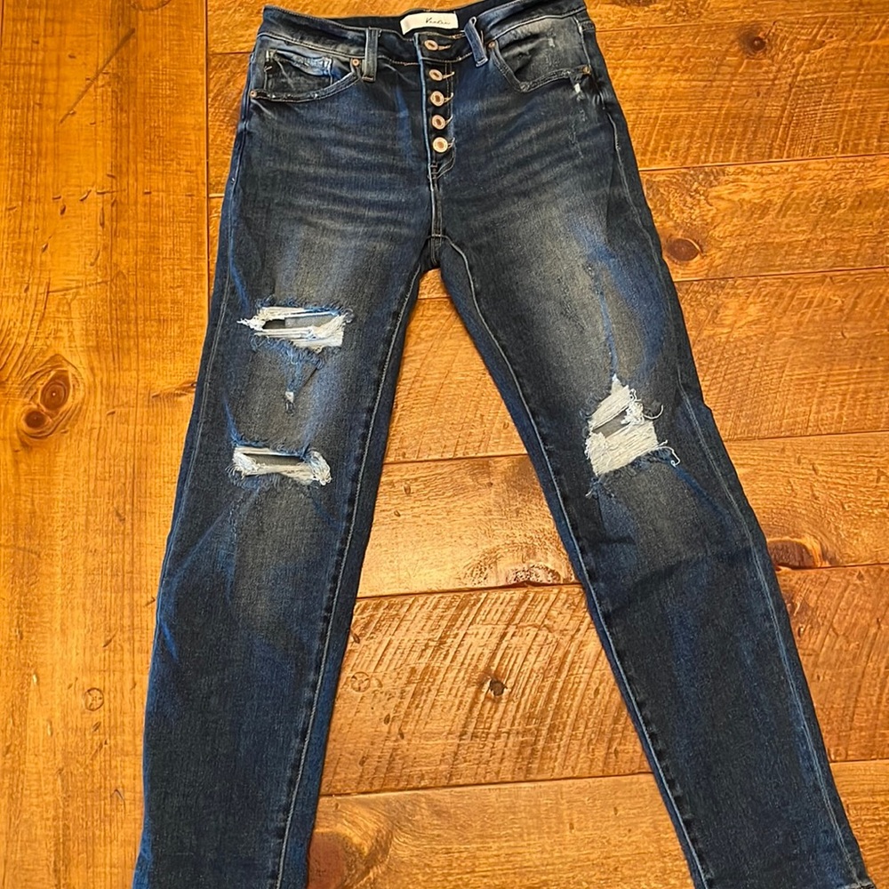 KanCan Distressed Jeans